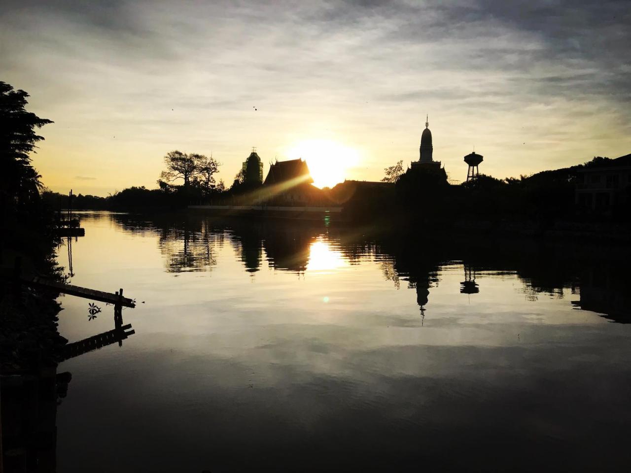Baan Keang Chon Ayutthaya บ้านเคียงชล อยุธยา Экстерьер фото
